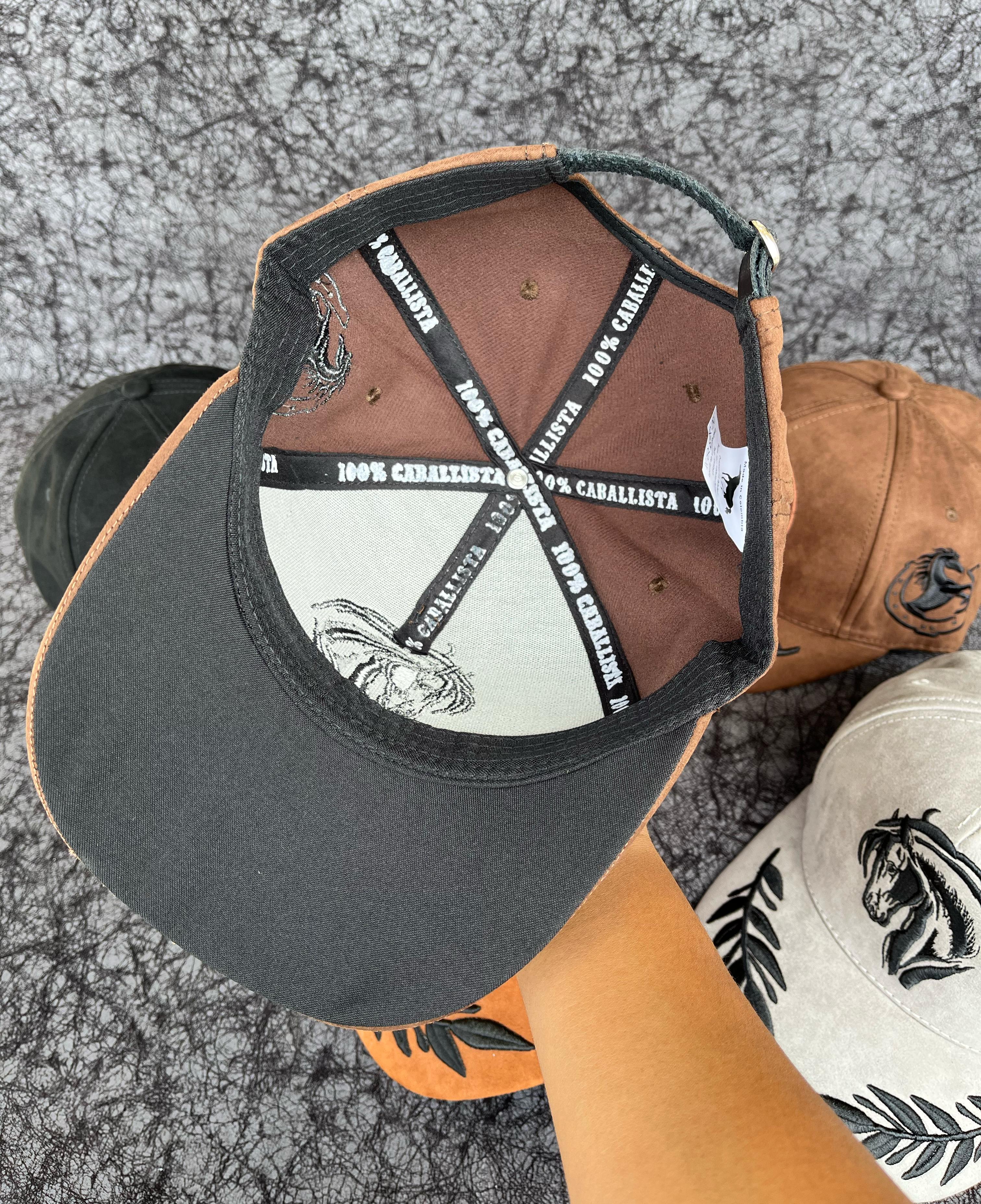 Miniatura 19 de Gorras Equinas Coleccion 31-03